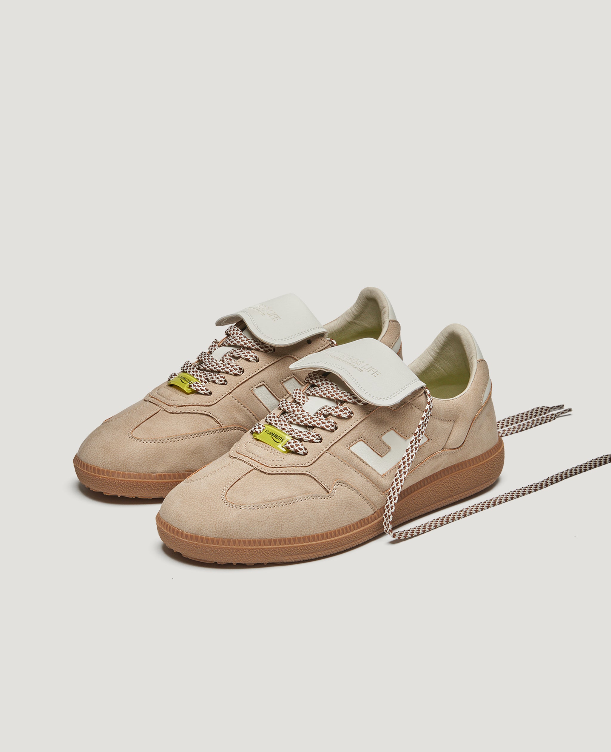 BURELA SLIM PLAYER SUEDE TAUPE