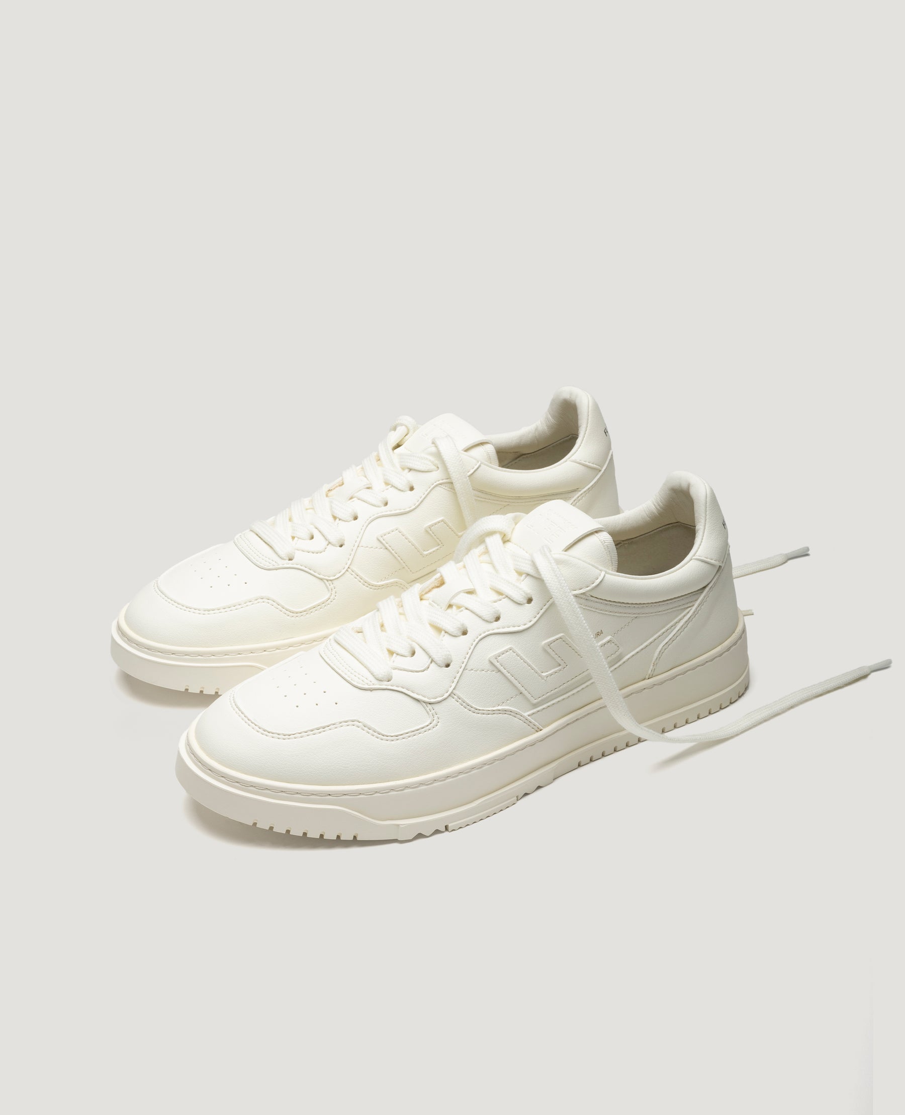 VENTURA CLEAN WHITE