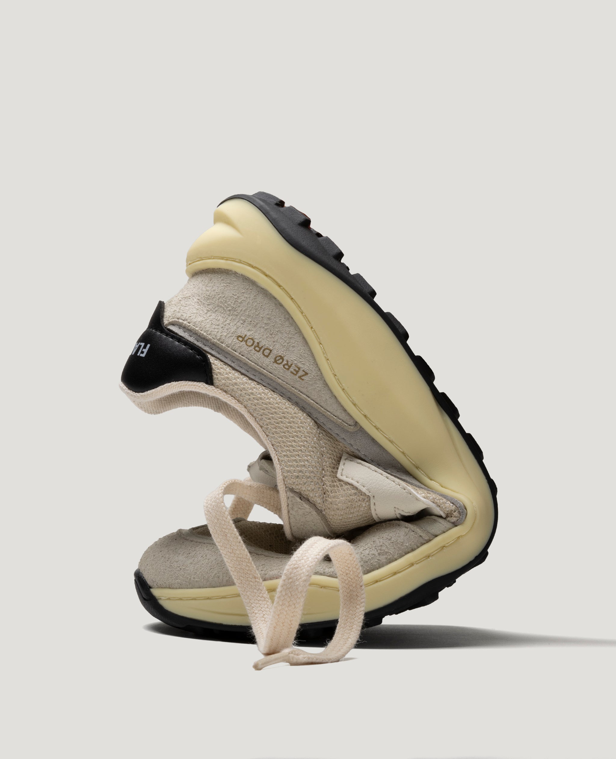 ZERO DROP IVORY BLACK